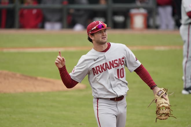 Arkansas first baseman Peyton Stovall is dealing with a finger injury.