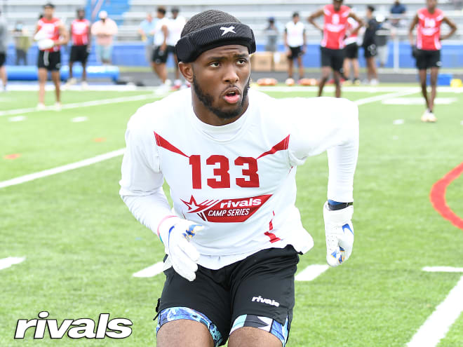 Three-star safety Khalil Ali is a top target for Wisconsin in the 2023 class. 
