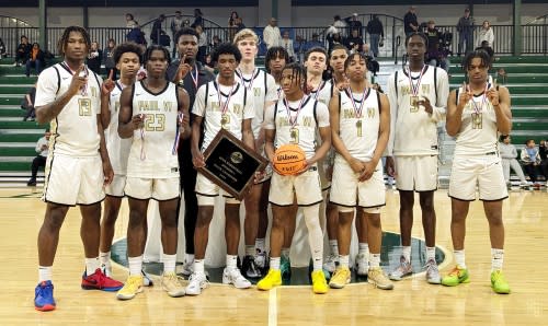 Paul VI outlasted St. Anne's-Belfield 72-62 to capture their fourth straight VISAA Division 1 State Basketball Championship and improve to 33-2 overall on the season