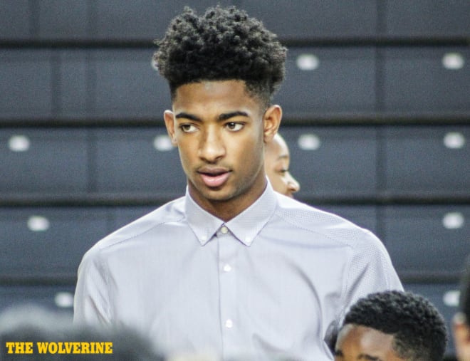 Michigan Wolverines basketball coach Juwan Howard's son, Jace, has a younger brother Jett who could be a 2022 five-star.