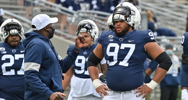 Penn State Nittany Lions football defensive tackle P.J. Mustipher