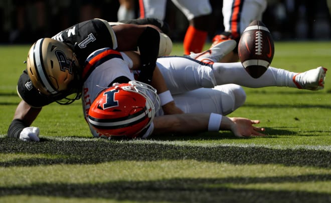 Cleveland Browns - BIG hat for BIG dubs 