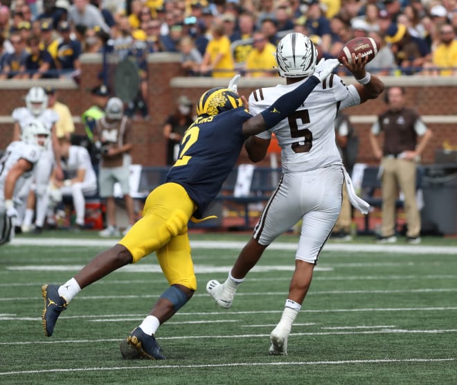 Michigan football safety Brad Hawkins