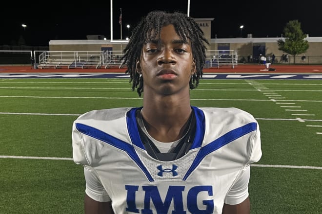 2026 cornerback AJ Marks, a summer visitor at Notre Dame, transferred to Bradenton (Fla.) IMG Academy this season. Marks had his first interception of the season on Friday and returned it for a pick-six. 