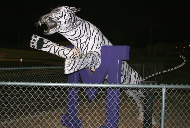 Millennium HS is located in Avondale near 148th Avenue and Indian School.  As the name implies, it opened near the millennium and played its first varsity season in 1999.  After 2 seasons in 6A, the Tigers were reclassified to the 5A Conference for the current 2-year block.