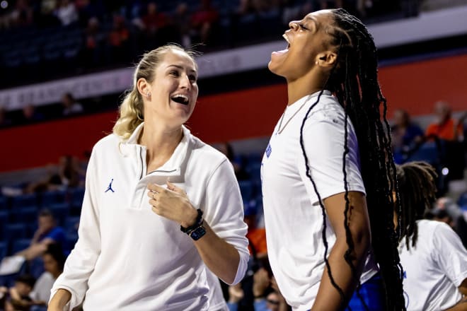 UF WBK: Career-Afternoon From Rickards Helps Gators Defeat Flyers ...