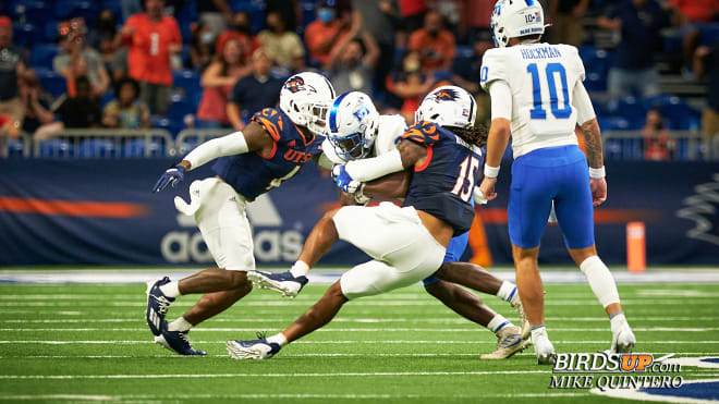 UTSA beat Middle Tennessee State 27-13 last season to move to 3-0. 
