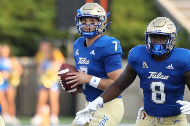 QB Davis Brin drops back and RB Deneric Prince blocks against UC Davis on Sept. 2, 2021.