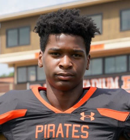 2026 South Pittsburg (Tenn.) DE J.R. Hardrick visits Tennessee. (Rivals.com)