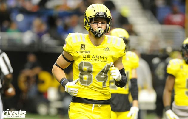 Stanford commit Colby Parkinson at the 2017 Army All-American Bowl