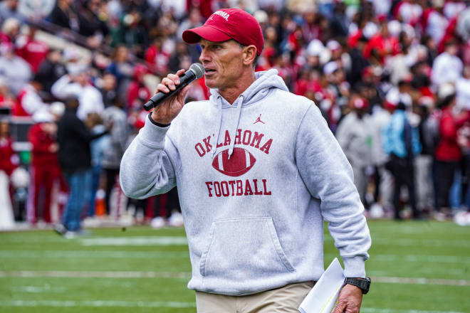 Brent Venables addresses Owen Field at the Sooners' 2023 spring game