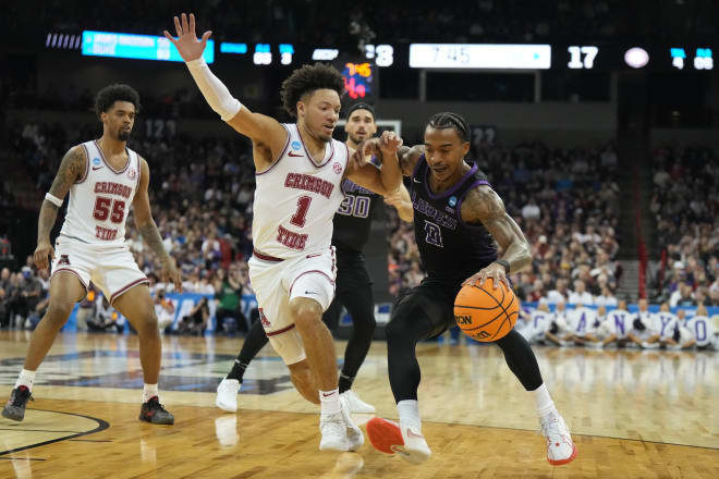 Grand Canyon Antelopes guard Ray Harrison (0) dribbles the ball defended by Alabama Crimson Tide guard Mark Sears (1) in the first half at Spokane Veterans Memorial Arena. Photo |  Kirby Lee-USA TODAY Sports