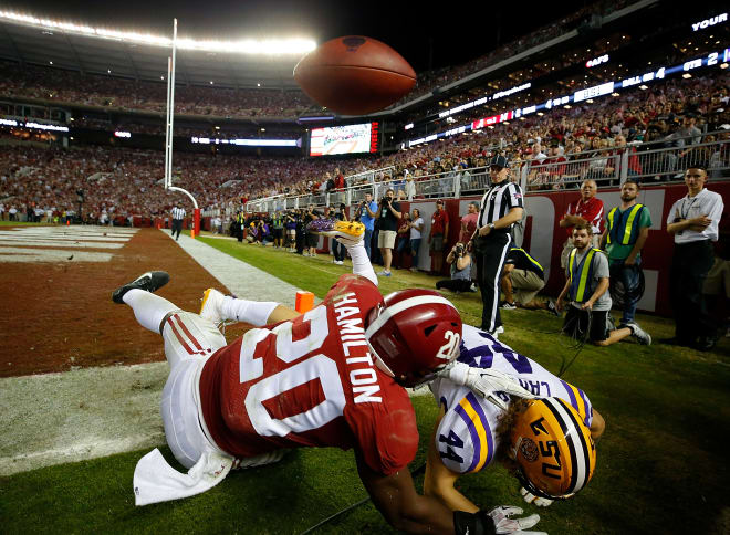 Alabama linebacker Shaun Dion Hamilton breaks up a pass against LSU. Photo | Getty Images