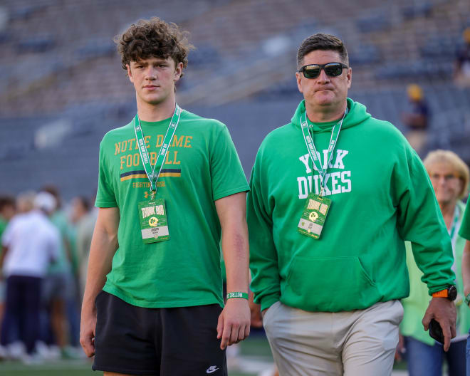 After visiting Notre Dame twice this summer and on Saturday for the Ohio State game, 2025 defensive end Joseph Reiff elected to verbally commit to the Irish. Reiff attends Elmhurst (Ill.) York.