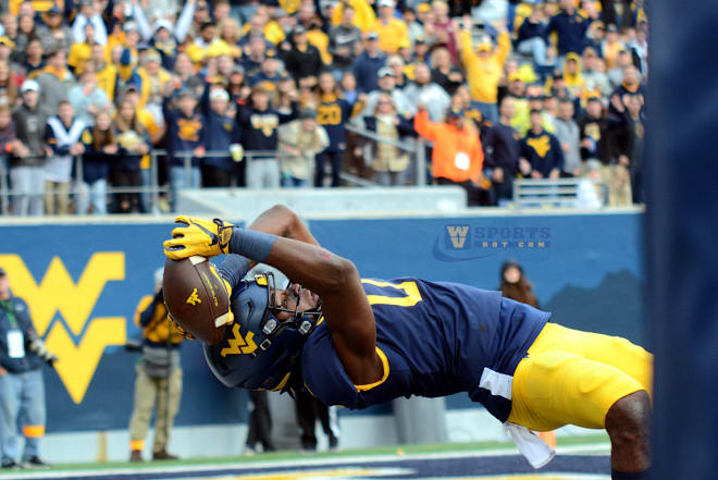 The West Virginia Mountaineers will hit the road to take on Iowa State.