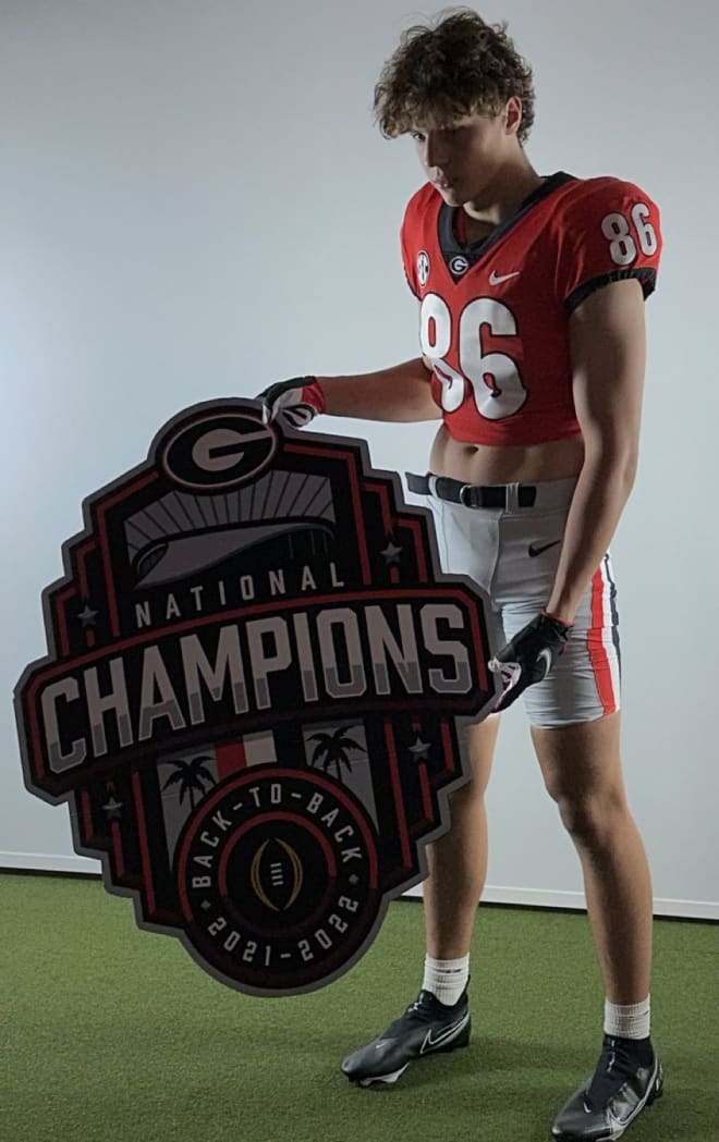 2026 tight end Brock Harris. Photo via Harris' Twitter.