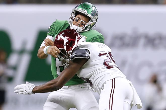 Linebacker Tron Folsom returns in 2018 after leading Troy in tackles last season. 