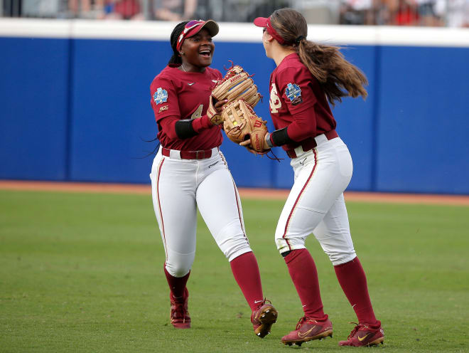 College softball world reacts to huge Washington news