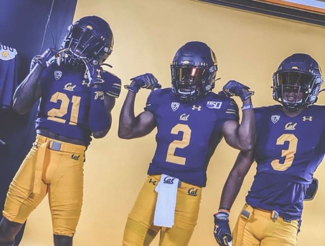 2023 running back Jaivian Thomas (21) will stay close to home to play college football after committing to Cal Tuesday night.