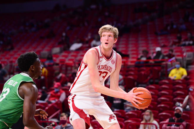 Vanover, Hogs deliver stout defensive performance over North Texas ...