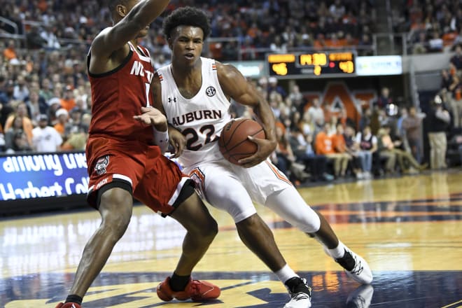 Allen Flanigan (22) possesses the tools to be a good scorer and a top defender for Auburn.