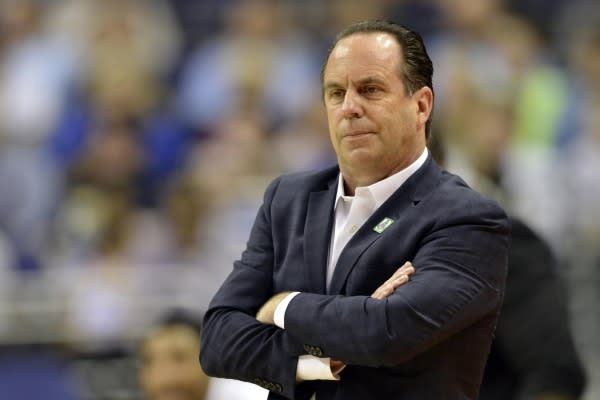 Mike Brey’s hoops team is pursuing a unique distinction tonight in the program’s history.