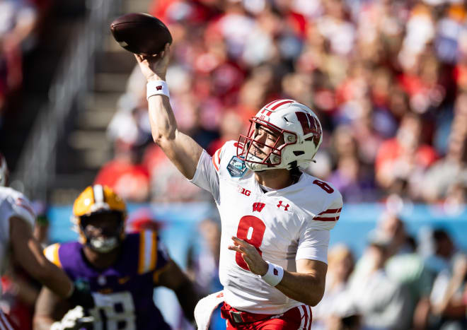 Wisconsin quarterback Tanner Mordecai. 