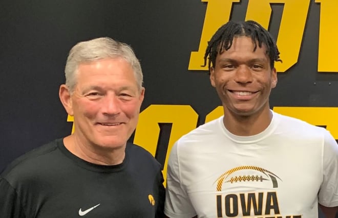 Class of 2023 in-state WR/TE Kai Black added an offer from Iowa on Friday.