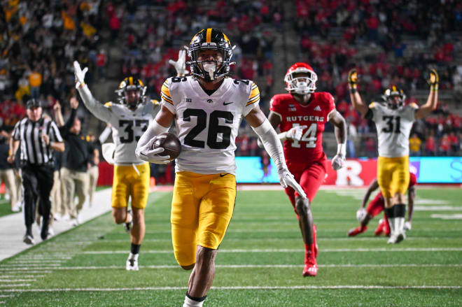 Kaevon Merriweather returned a fumble 30 yards for a touchdown in Iowa's 27-10 win at Rutgers.
