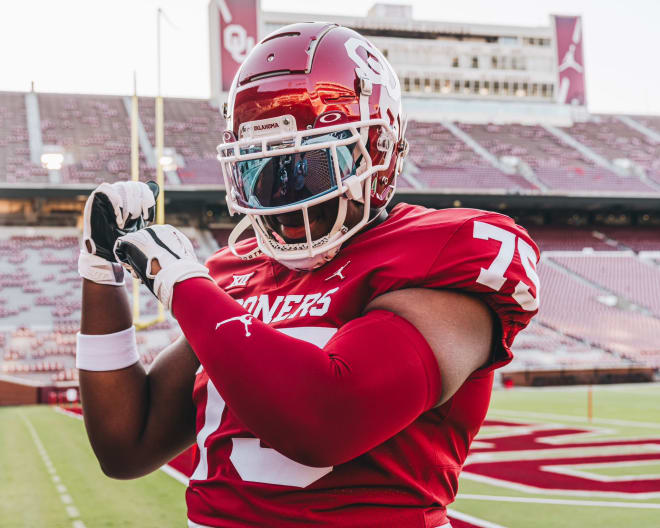 Akinkunmi shows off an immaculate Owen Field