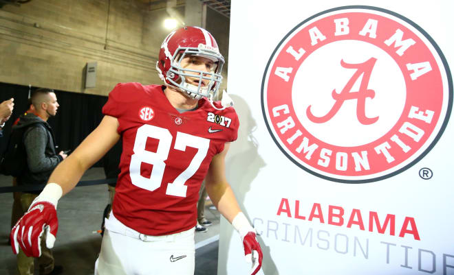 Alabama Crimson Tide tight end Miller Forristall (87) walks to the field before the 2017 College Football Playoff National Championship Game against the Clemson Tigers at Raymond James Stadium. Photo | USA Today