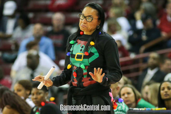 Is Dawn Staley Married to Lisa Boyer? A Love Story on And Off the Court! -  SCPS Assam