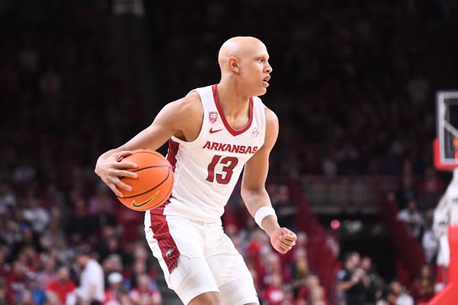 Arkansas freshman Jordan Walsh announced he is remaining in the NBA Draft.