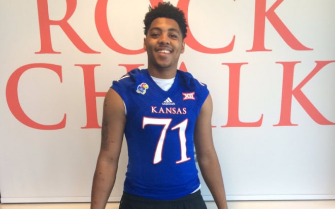 Williams will take his visit to Kansas on Dec. 8