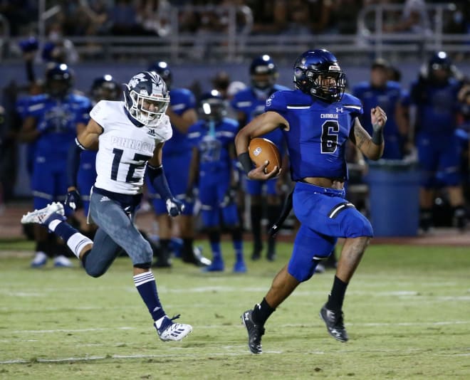 Iowa State running back signee Eli Sanders runs for a touchdown last October against Pinnacle.