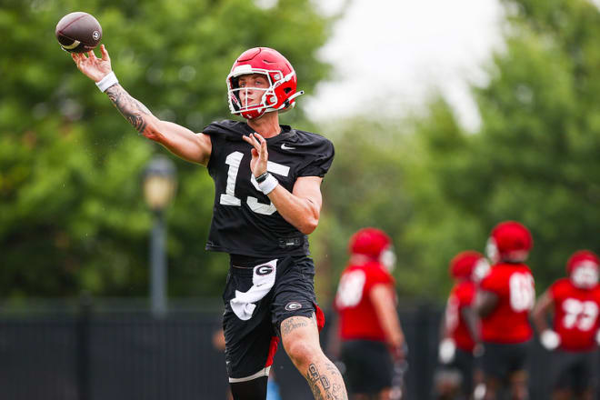 Will Carson Beck and Georgia throw for the most yards in school history? 