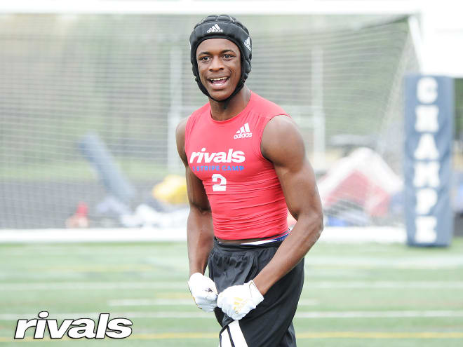 Notre Dame contacted Tony Grimes, the nation's No. 2 cornerback, on Sunday.