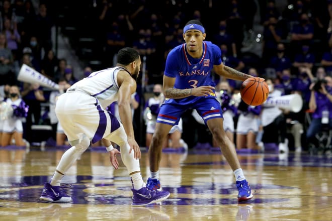 Kansas State basketball falls flat in blowout loss to KU