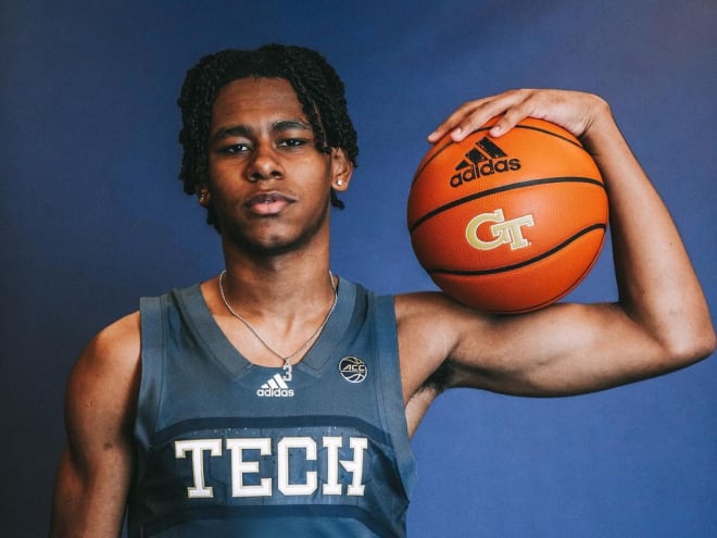 Mustaf poses during his OV to Georgia Tech