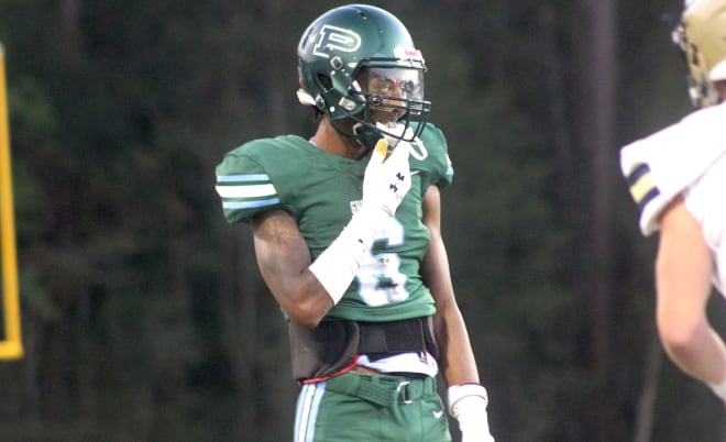 Louisiana athlete Amorion Walker holds a Michigan Wolverines football recruiting offer. 