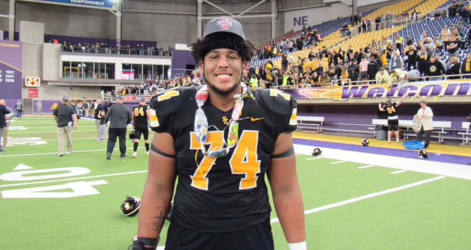 Five-star offensive tackle Kadyn Proctor is down to Iowa and Alabama.