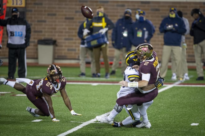 Michigan Wolverines football redshirt sophomore viper Michael Barrett forced a Minnesota fumble that was recovered by U-M's Donovan Jeter and returned for a touchdown.