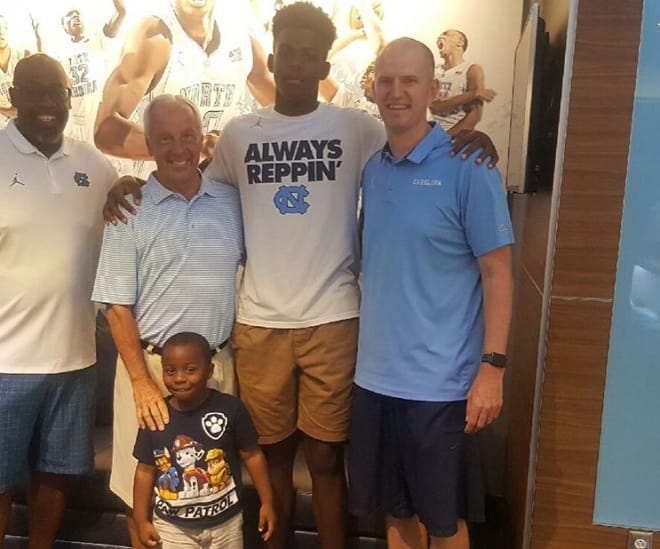 2020 big man Day'Ron Sharpe has informed Roy Williams that he will play basketball for the Tar Heels.