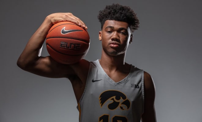 Class of 2020 shooting guard Tony Perkins committed to the Iowa Hawkeyes today.