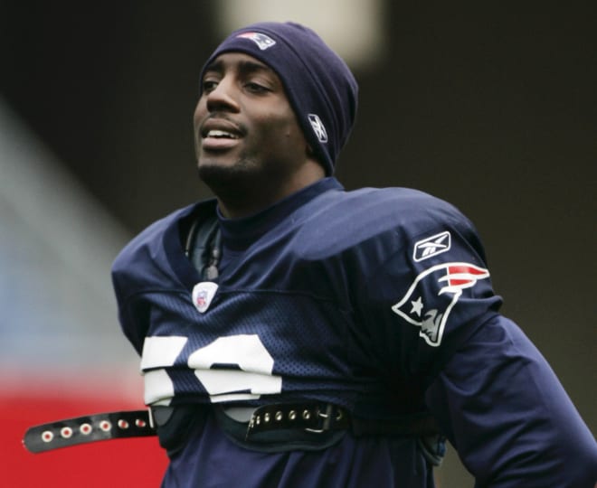 Rosevelt Colvin helped the Patriots win two Super Bowls.