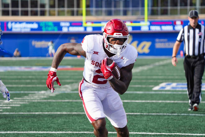 SEC officiating crew in Cheezit Bowl called out by Yahoo Sports