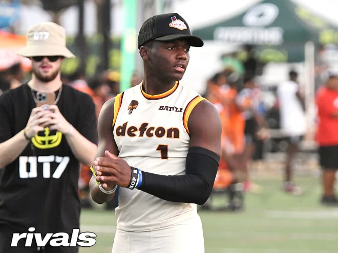 Keyone Jenkins flipped his commitment from Florida International to Auburn Saturday.