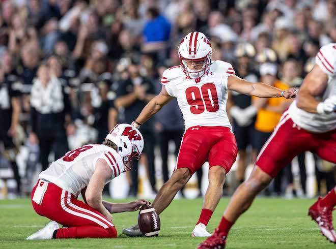 Nathanial Vakos is expected to start at kicker for the Badgers this fall. 