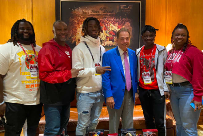 Makari Vickers visited Alabama with his family this past weekend.