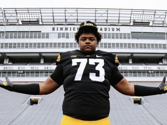 2025 four-star offensive tackle has decommited from Iowa. 